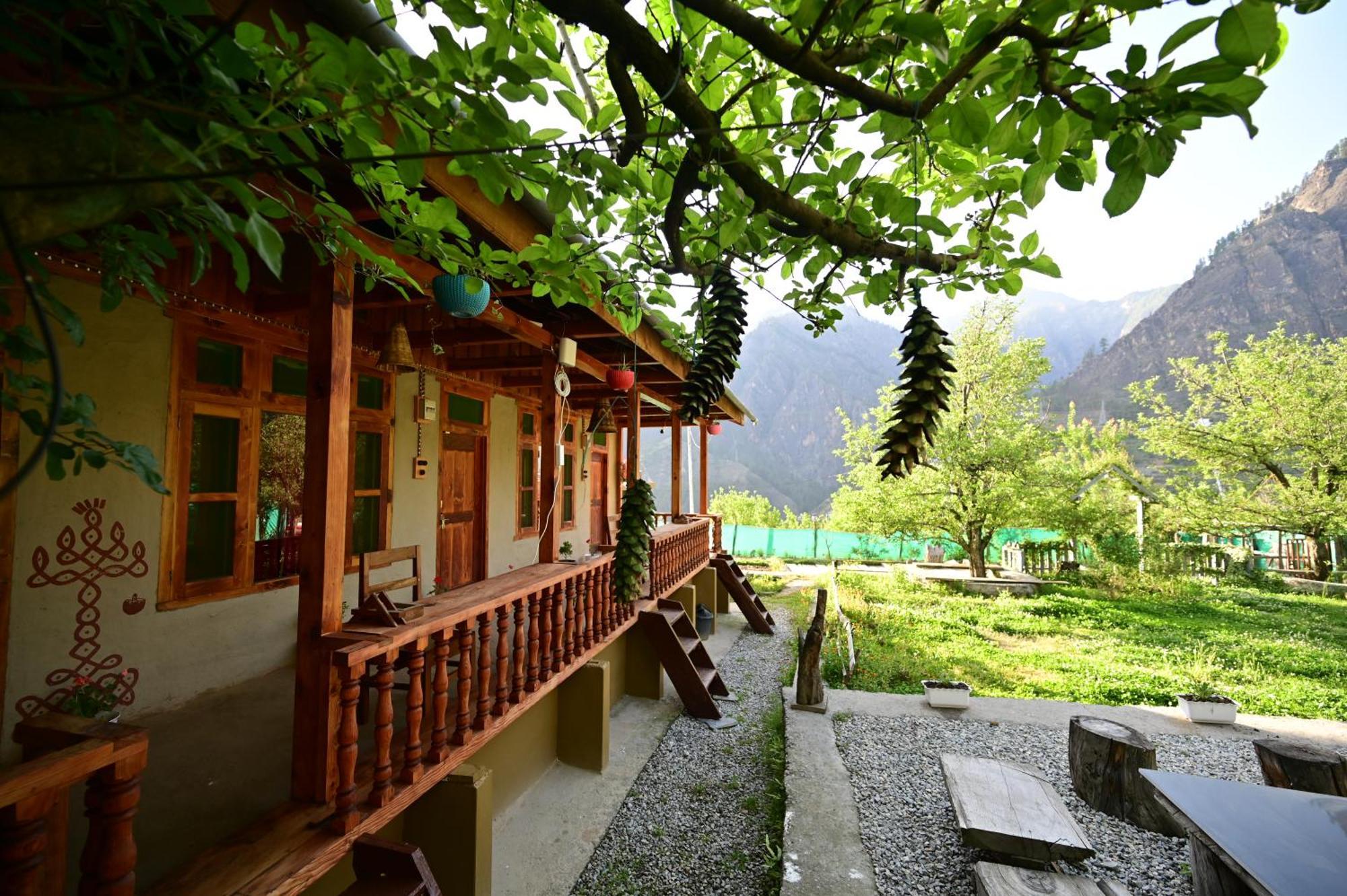Himalayan Mud Resort Kasol Eksteriør bilde