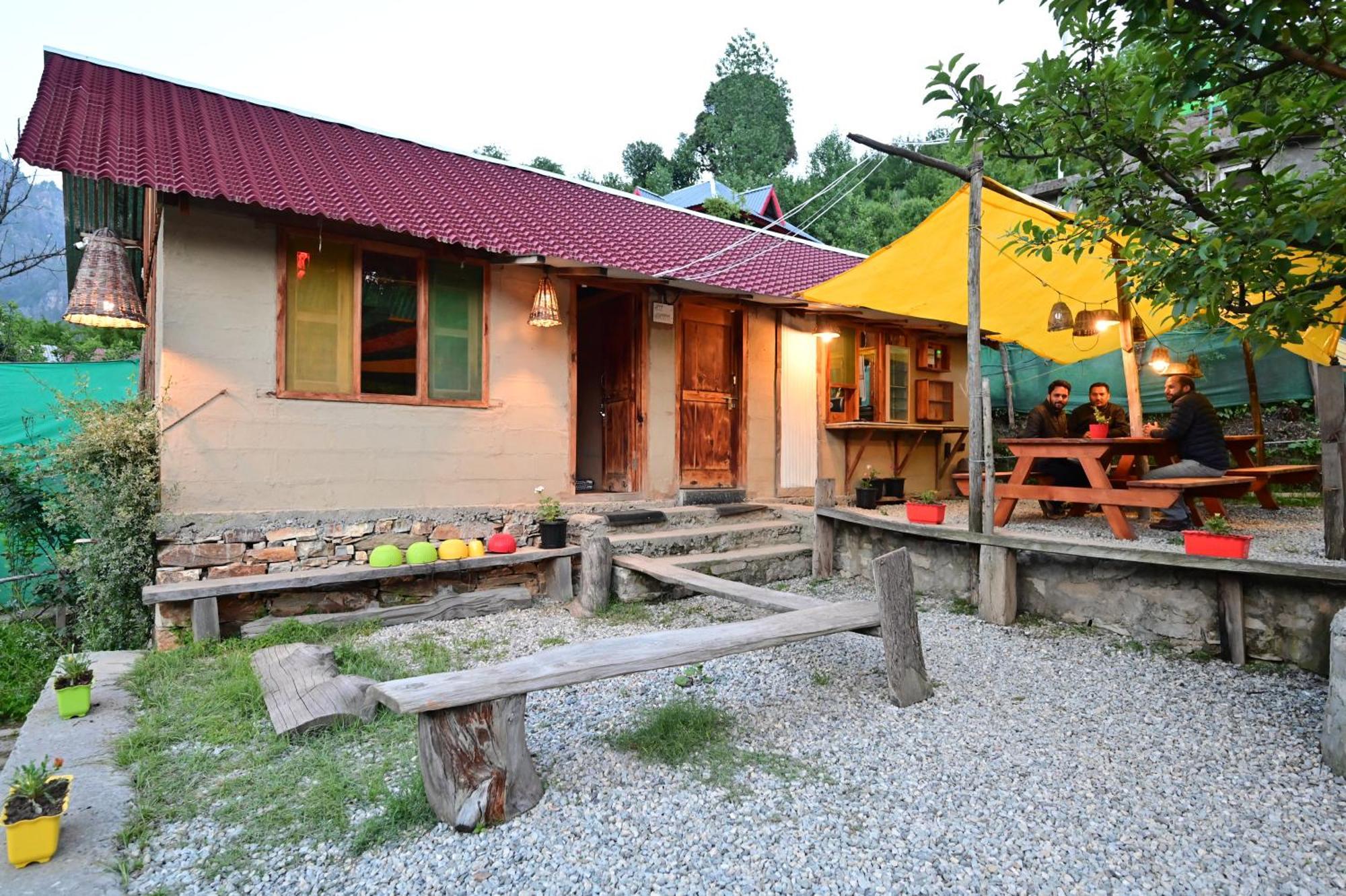Himalayan Mud Resort Kasol Eksteriør bilde