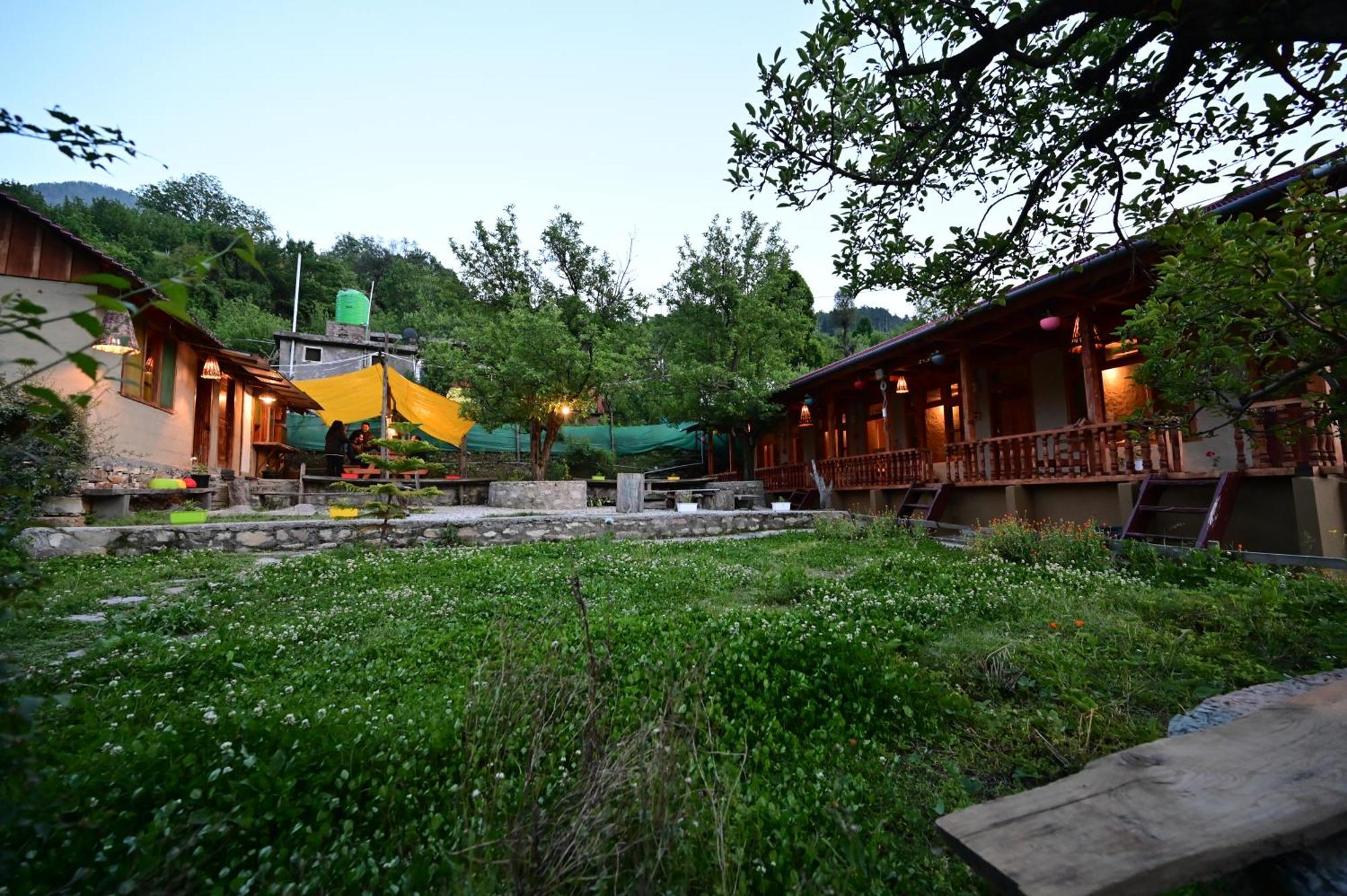 Himalayan Mud Resort Kasol Eksteriør bilde