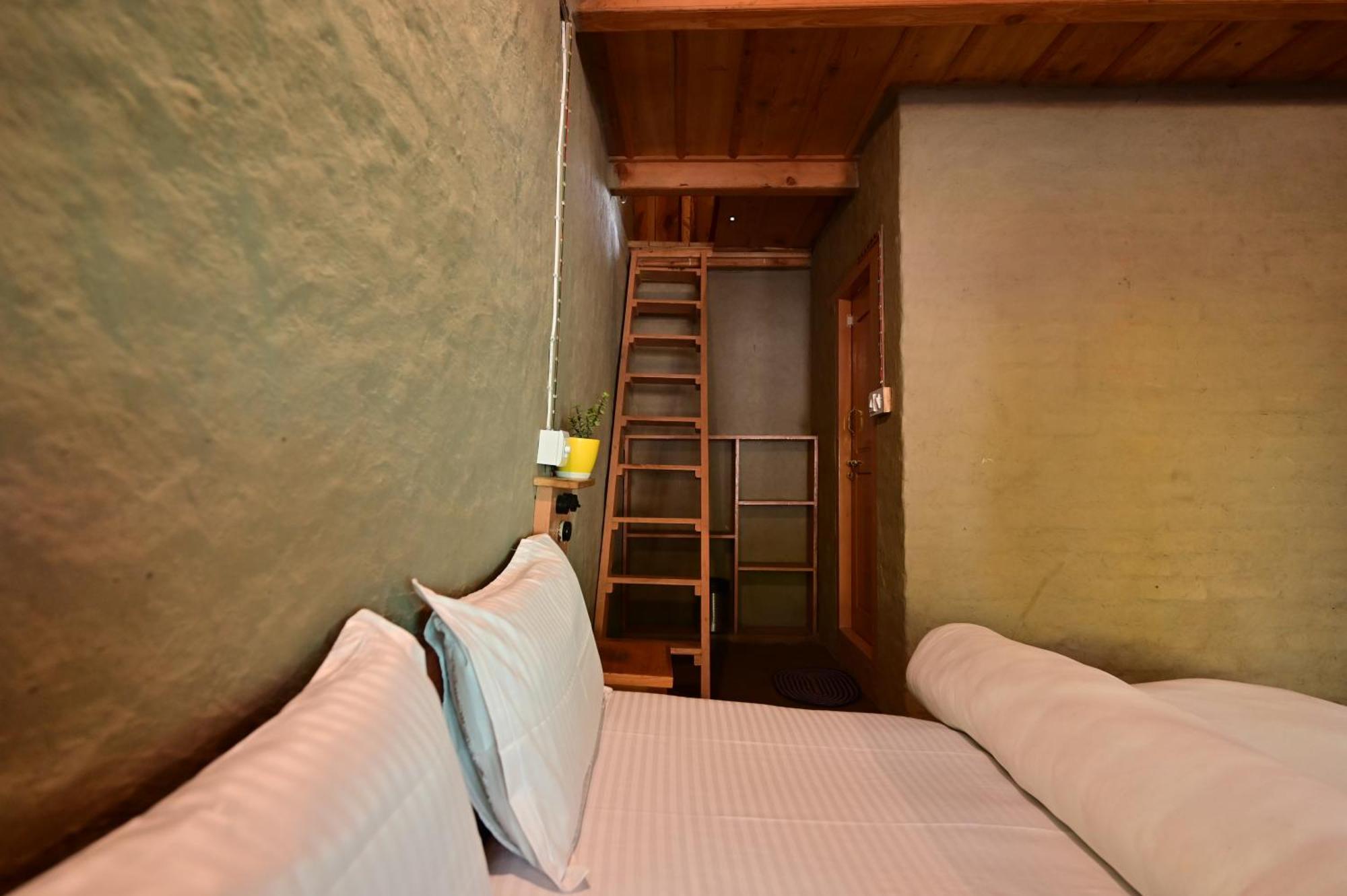 Himalayan Mud Resort Kasol Eksteriør bilde