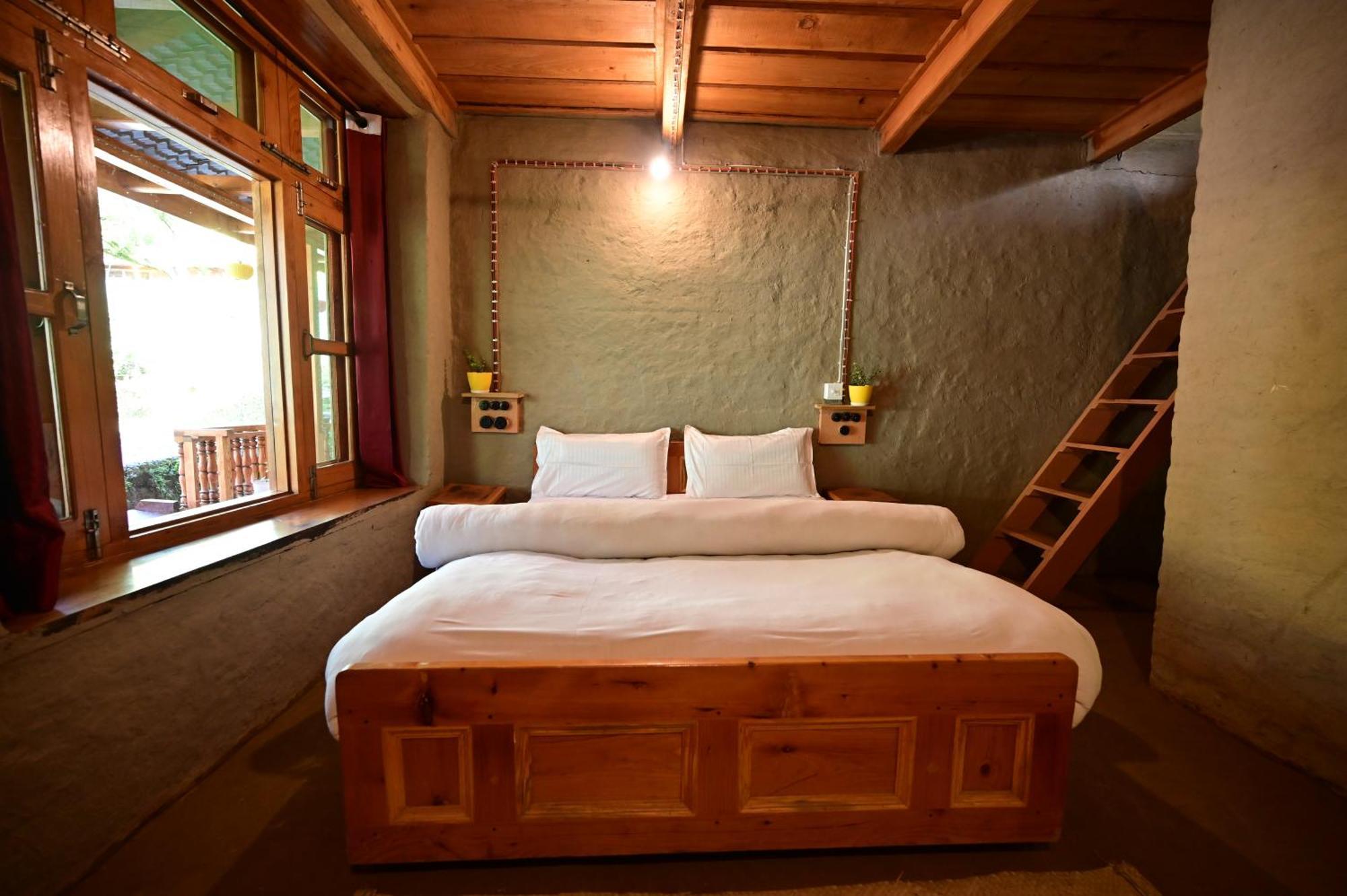 Himalayan Mud Resort Kasol Eksteriør bilde