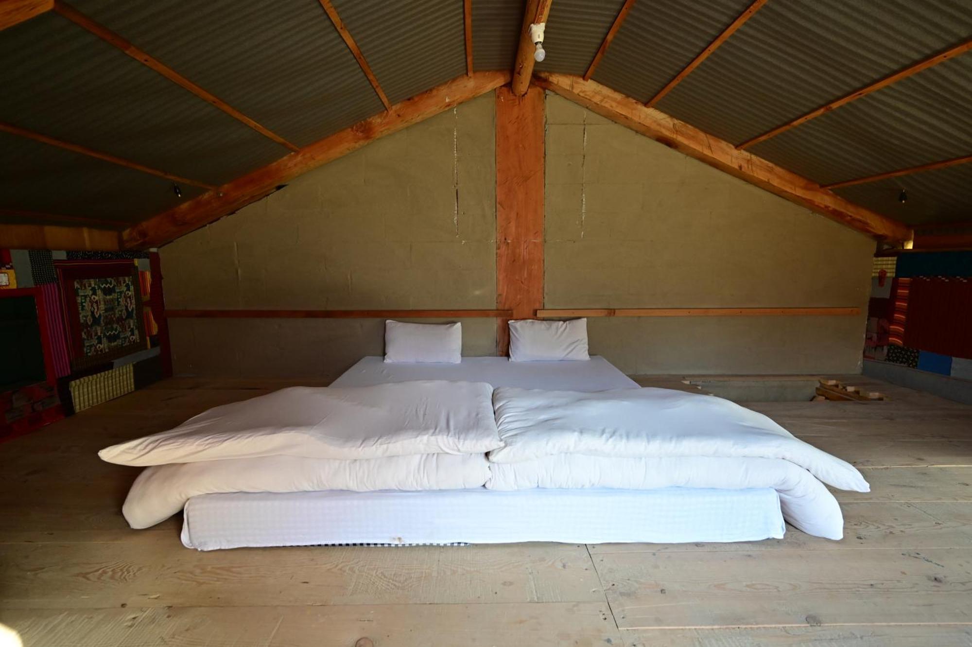 Himalayan Mud Resort Kasol Rom bilde